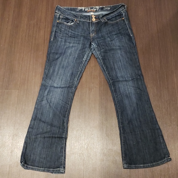 Jeans - Picture 1 of 4